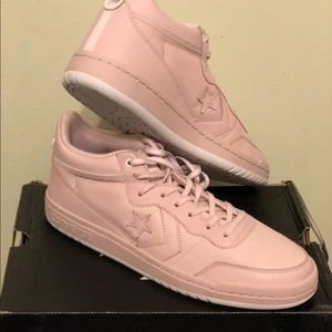 converse shoes pink shoe size 9